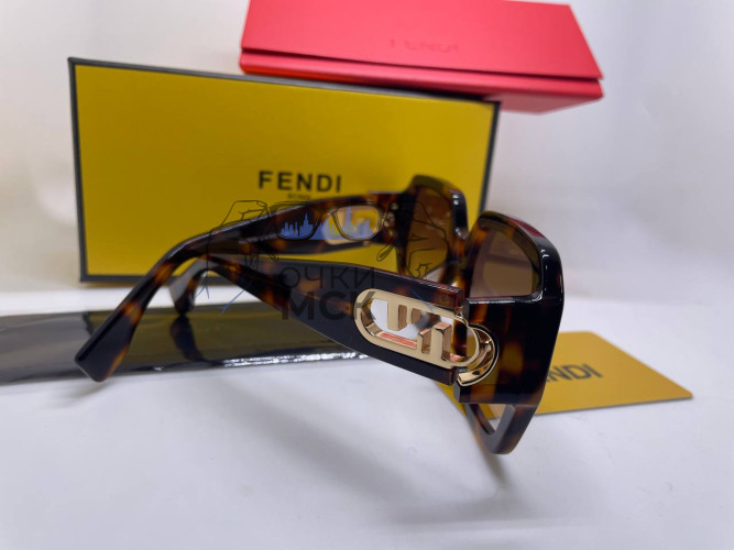 Очки Fendi Arabeska Leo/Brown солнцезащитные женские оригинал 