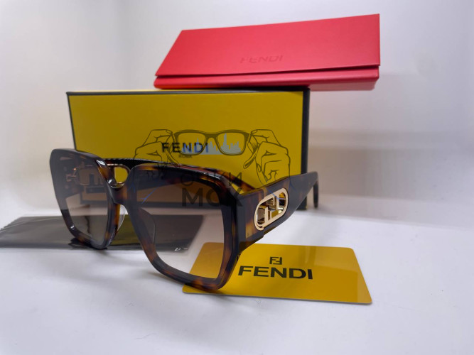 Очки Fendi Arabeska Leo/Brown солнцезащитные женские оригинал 