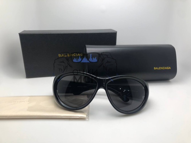Очки Balenciaga Black/Black солнцезащитные женские оригинал