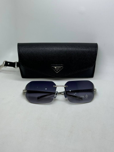 Очки Prada SPR A55 Silver/Dark Grey солнцезащитные женские оригинал