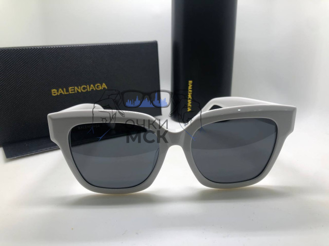 Очки Balenciaga Club Gold White/White солнцезащитные женские оригинал