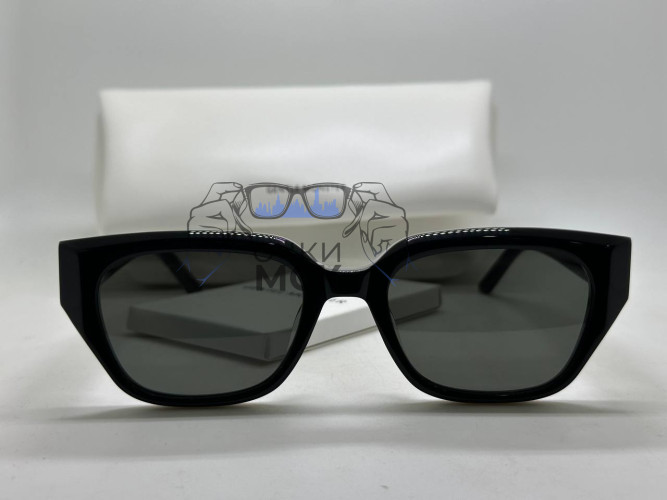 Очки Gentle Monster Black/Grey солнцезащитные женские оригинал