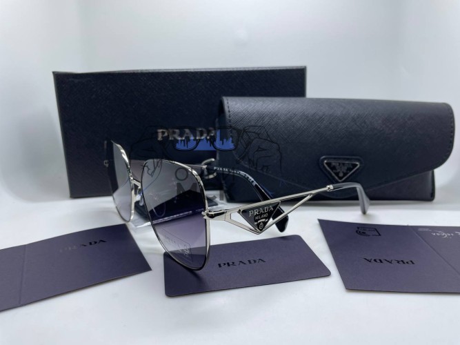 Очки Prada Avia S Silver/Black солнцезащитные женские оригинал